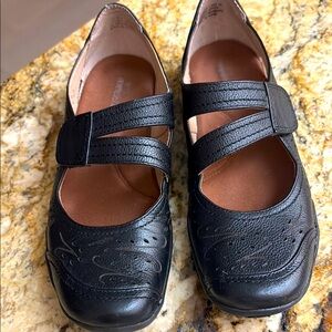 Rod HommersonBlack Leather Women's Shoes worn once excellent condition